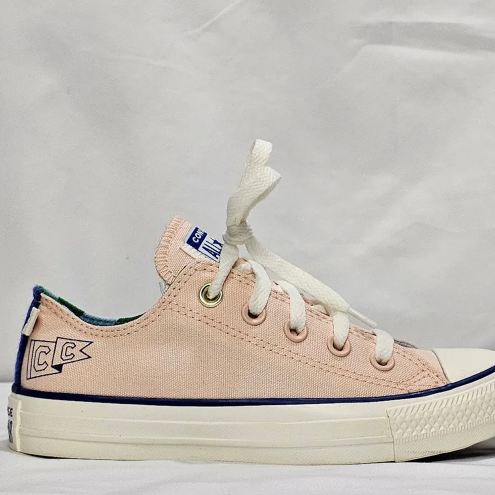 Converse  Women's CTAS Preppy Oxfords Size 5 Peach A10919F NWT - Picture 2 of 6